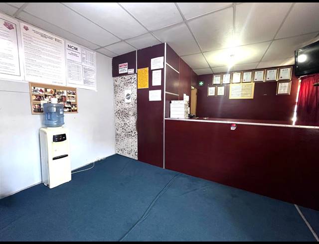 1,100M² RETAIL FOR SALE IN EAST LONDON CENTRAL